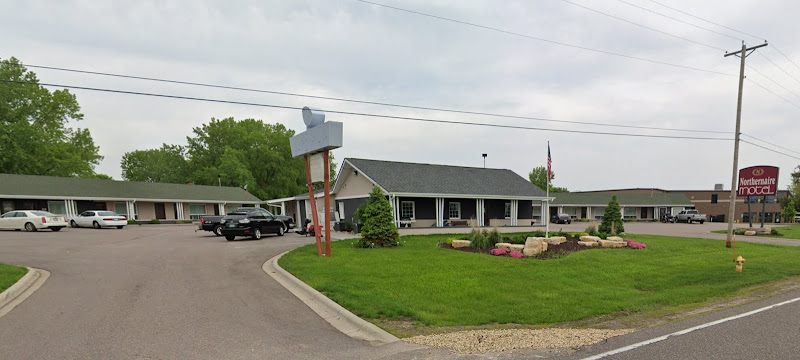 Northernaire Motel — Hotel & Resort in White Bear Lake, Minnesota