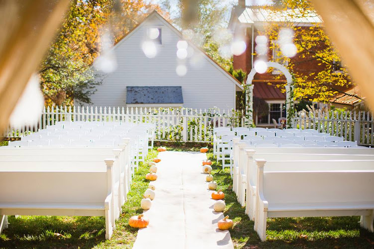 Eventful At Locust Grove — Outdoor Venue in Gladstone, Missouri