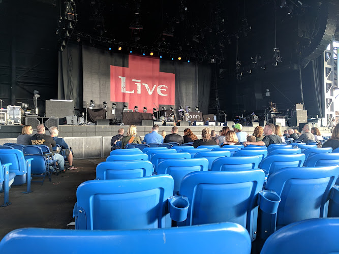 Hollywood Casino Amphitheater — Aquarium in Maryland Heights, Missouri