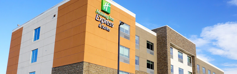 Holiday Inn Express & Suites Omaha - Millard Area by IHG — Hotel & Resort in La Vista, Nebraska