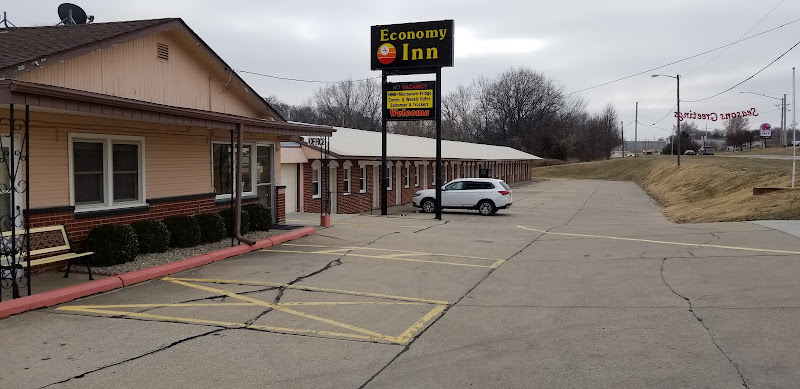 Economy Inn - photo