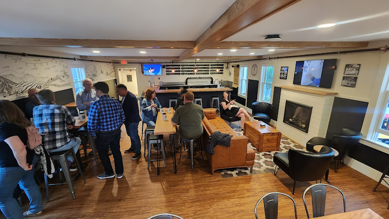 Tideline Public House — Brewery in Durham, New Hampshire