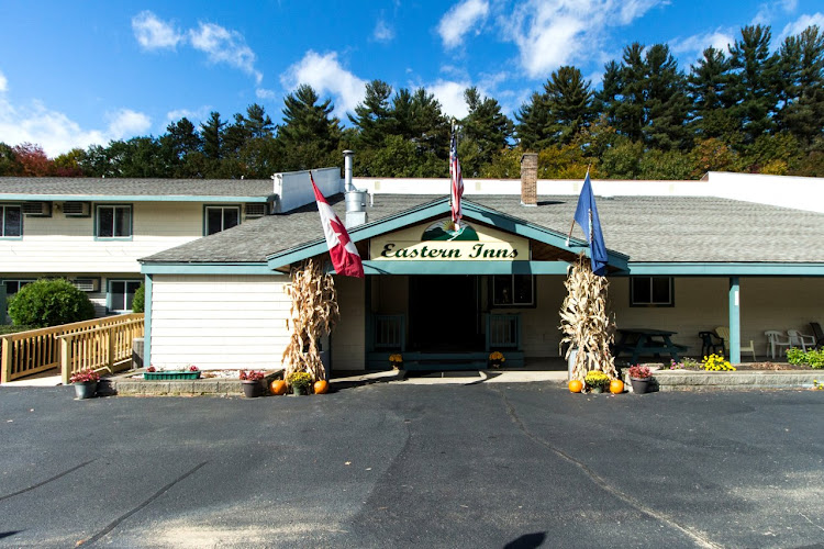 Eastern Inn & Suites - photo