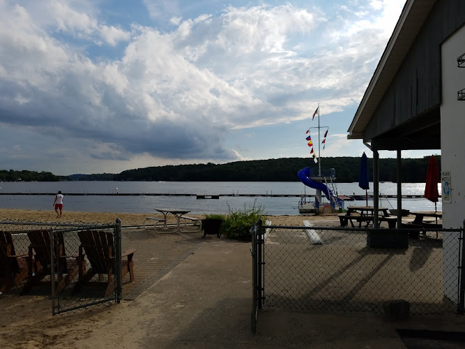 Lake Forest Yacht Club Inc — Yacht Club in Franklin Township, New Jersey