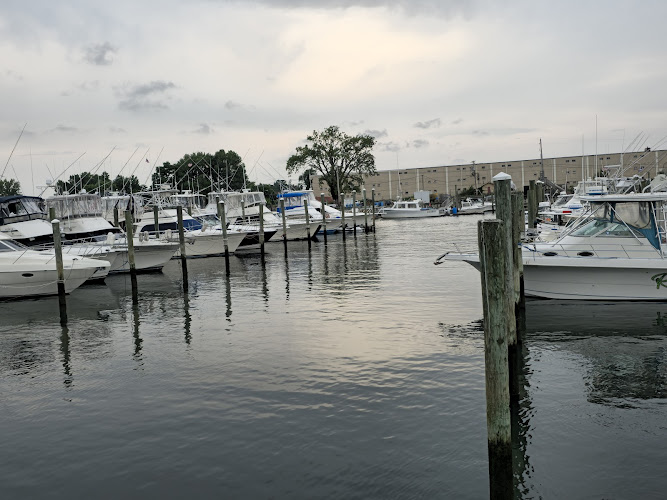 The Shark River Yacht Club Inc. — Yacht Club in Piscataway, New Jersey