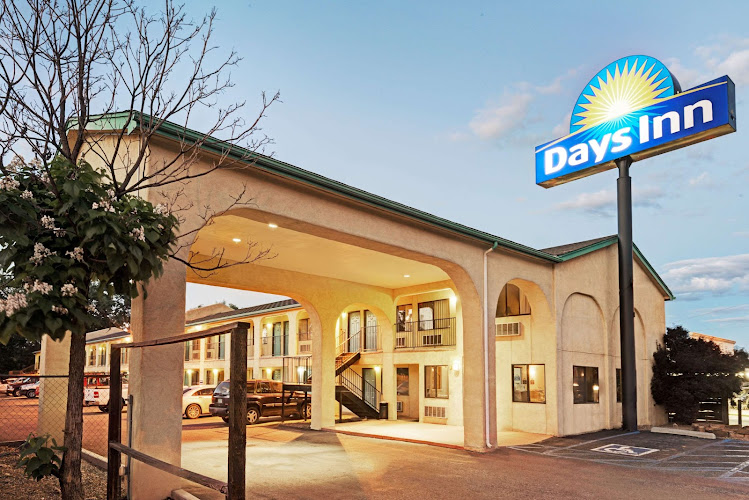Days Inn by Wyndham Espanola — Hotel & Resort in Española, New Mexico