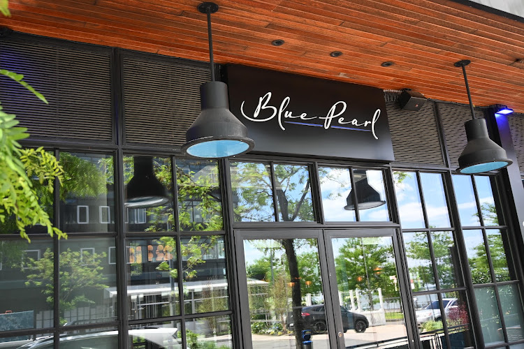 Blue Pearl Seafood Restaurant — Restaurant with Private Dining in Staten Island, New York