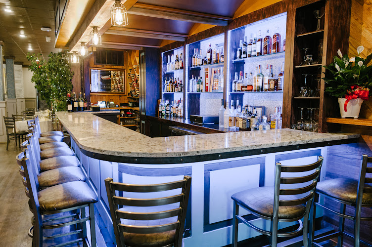 Da Noi — Restaurant with Private Dining in Staten Island, New York