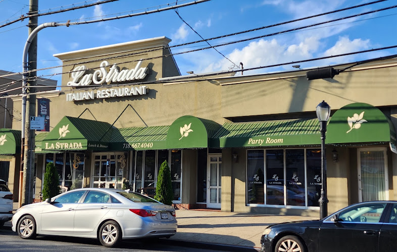 La Strada — Restaurant with Private Dining in Staten Island, New York