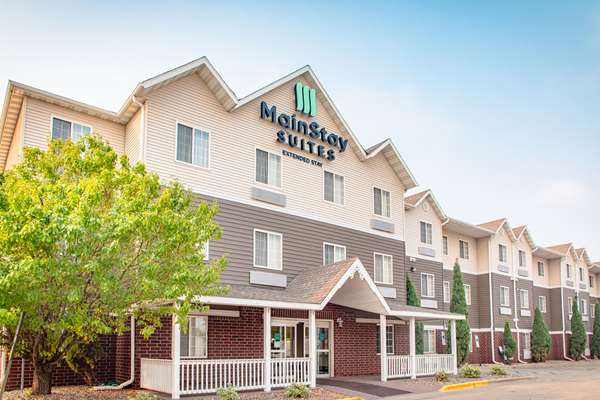 MainStay Suites Fargo - I-94 Medical Center — Hotel & Resort in Horace, North Dakota