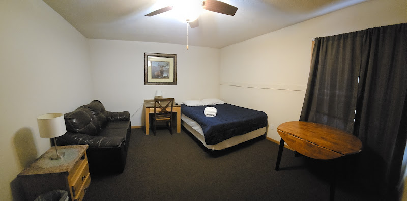 The Grand Majestic Lodge — Hotel & Resort in Tioga, North Dakota