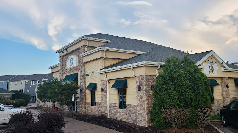 Wing Warehouse Sports Bar Cuyahoga Falls - corporateevents.at