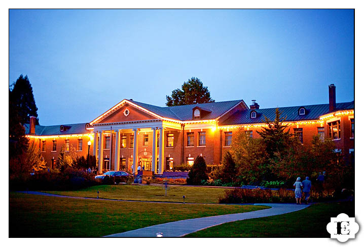 McMenamins Grand Lodge — Aquarium in Hillsboro, Oregon