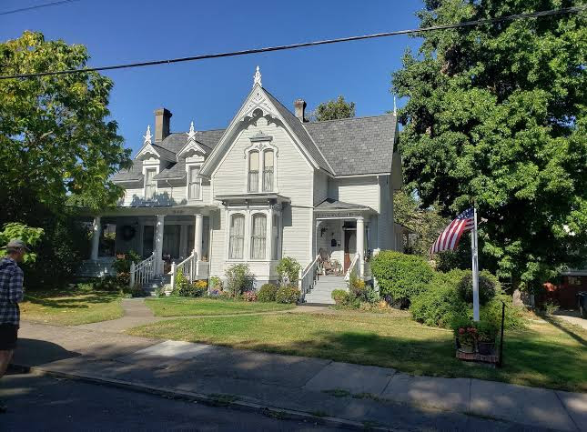 Hokanson's Guest House - photo