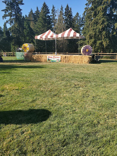 Lee Family Farms — Barn or Farm in Tigard, Oregon