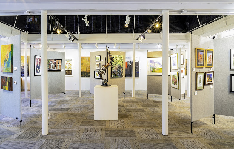 Art Presence Art Center - photo