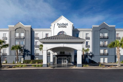 Fairfield by Marriott Inn & Suites Charleston North/Ashley Phosphate - photo
