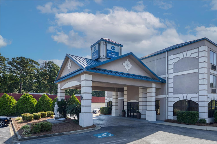 Best Western Executive Inn & Suites - photo