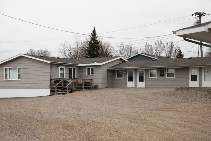 Dave's East Side Motel & Cabins - photo
