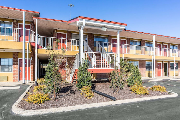 Rodeway Inn & Suites Smyrna - Nashville Area — Hotel & Resort in Smyrna, Tennessee