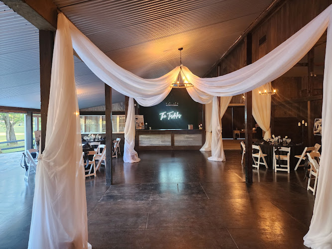 HoneyStone Hill Event Center — Barn or Farm in Spring Hill, Tennessee