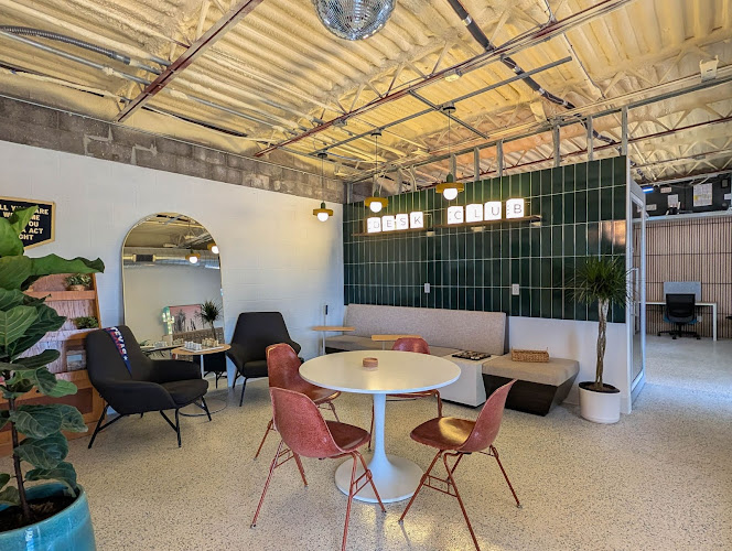 Section Desk Club - corporateevents.at