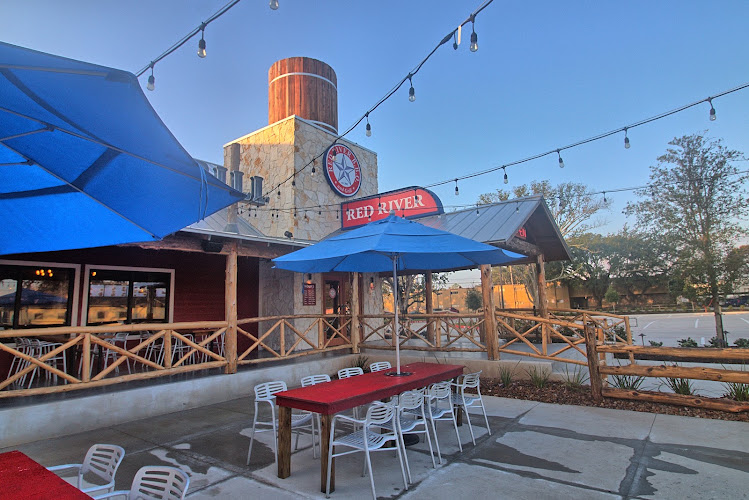 Red River Bar-B-Que & Grill — Restaurant with Private Dining in League City, Texas