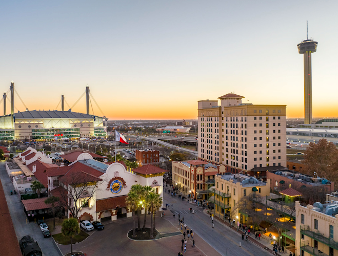 Staybridge Suites San Antonio Downtown Conv Ctr, an IHG Hotel — Hotel & Resort in San Antonio, Texas