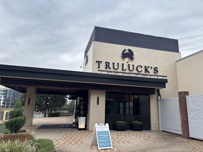 Truluck's Ocean's Finest Seafood and Crab — Restaurant with Private Dining in The Woodlands, Texas