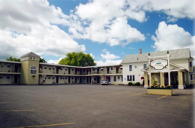 Newport City Inn and Suites - photo