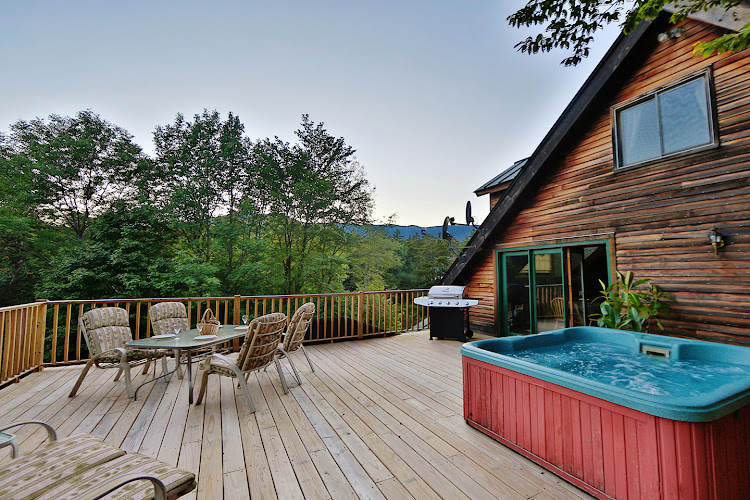 Buffalo Bill's Retreat — Hotel & Resort in Waitsfield, Vermont