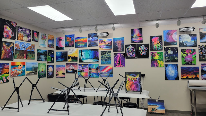 Painting with a Twist - corporateevents.at