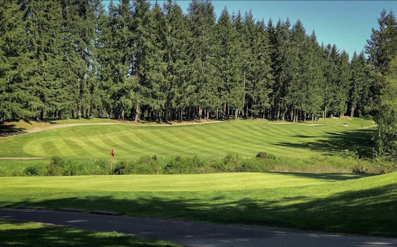 Battle Creek Golf Course — Country Club in Marysville, Washington