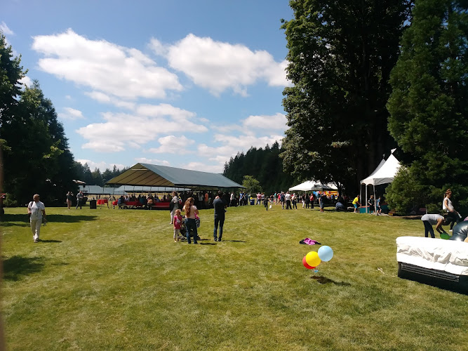 Remlinger Farm Indian Creek Field — Barn or Farm in Sammamish, Washington