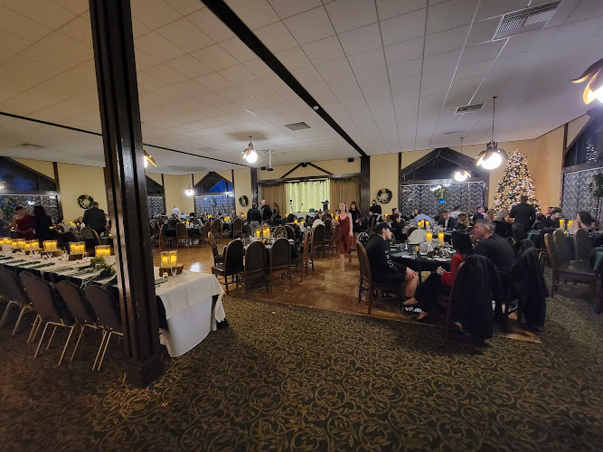 Kitsap Golf Clubhouse and Events - photo