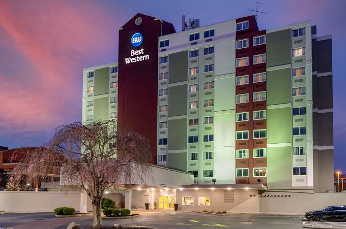 Charleston Tower Hotel — Hotel & Resort in South Charleston, West Virginia