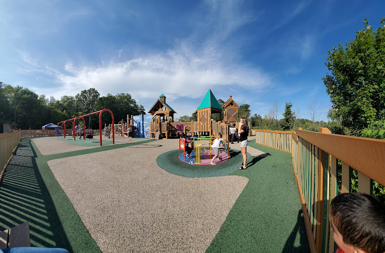 Franklin Woods Nature Center Pavilion — Outdoor Venue in Franklin, Wisconsin